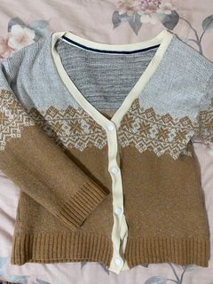 (Kategori: ) berada di . Dikirim oleh outfromwardrobe (ID iklan 1384104356, Gambar 1). Deskripsi: .