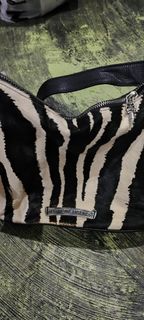 (Category: ) located in . Submitted by thrift_jv24 (Listing ID 1384065981, Image 1). Description: .