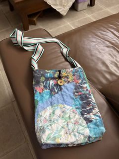 (Category: ) located in . Submitted by TableTopGarden (Listing ID 1384051569, Image 1). Description: .
