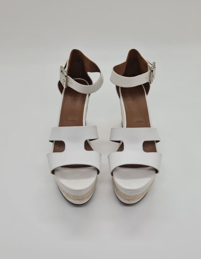 Hermes Doll 60 Espadrilles Sandal Size 39 (Category: Sneakers & Footwear) located in Manila. Submitted by corycee (Listing ID 1384106183, Image 3). Description: Condition: Shoes is in good pre-loved condition and is well maintained. Normal signs of wear on the soles. No major scuffs, scratches, or discoloration. Inclusions: ribbon, dust bag, box Price: 28.5K RFS: not being used anymore Location: Multinational Village, Parañaque Shipping Option: D