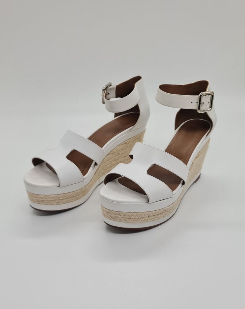 Hermes Doll 60 Espadrilles Sandal Size 39 (Category: Sneakers & Footwear) located in Manila. Submitted by corycee (Listing ID 1384106183, Image 2). Description: Condition: Shoes is in good pre-loved condition and is well maintained. Normal signs of wear on the soles. No major scuffs, scratches, or discoloration. Inclusions: ribbon, dust bag, box Price: 28.5K RFS: not being used anymore Location: Multinational Village, Parañaque Shipping Option: D