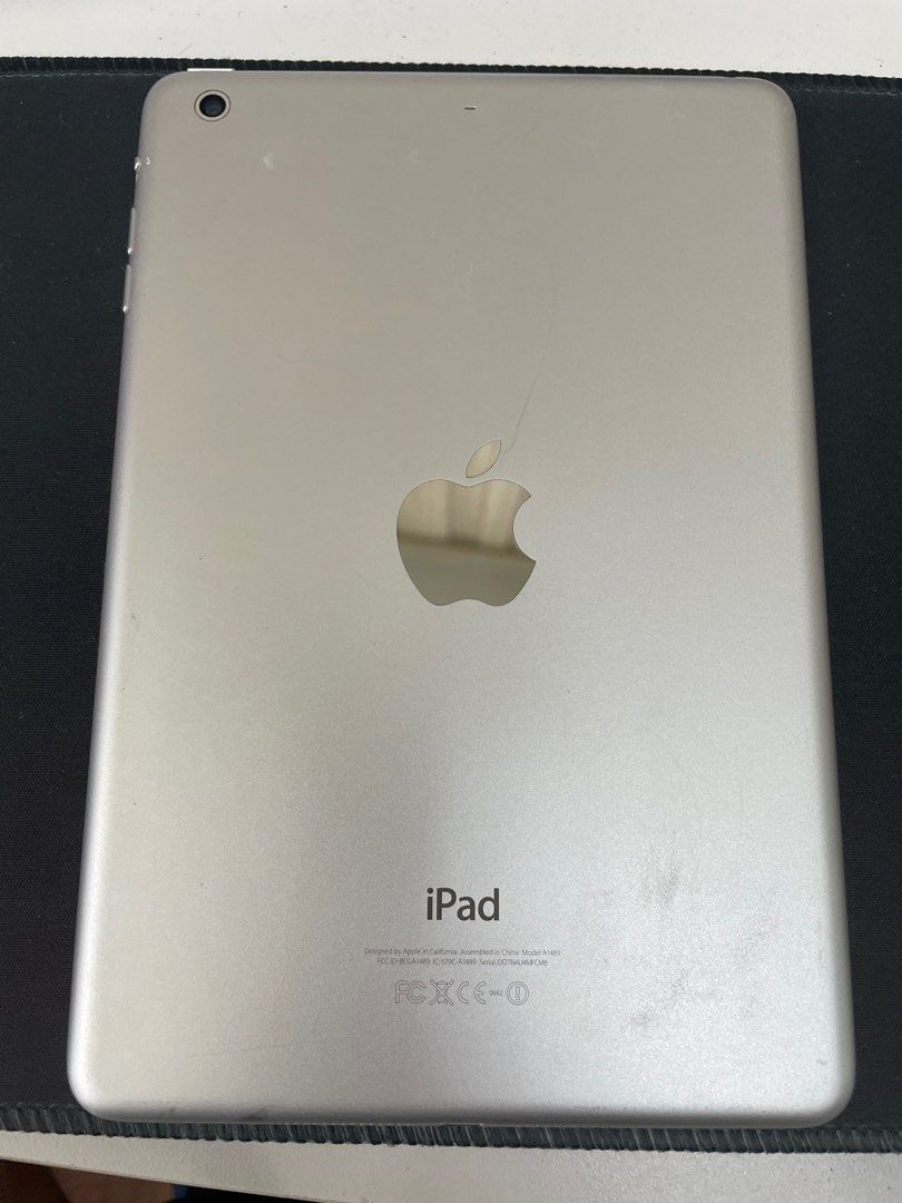 iPad mini 2 （分類：平板電腦 - iPad）位於 Hong Kong。 由 chiikawacars 提交（商品編號 1384101796，圖片 1）。簡介： iPad mini 2 A1489 港版 16GB mon 出線 。
