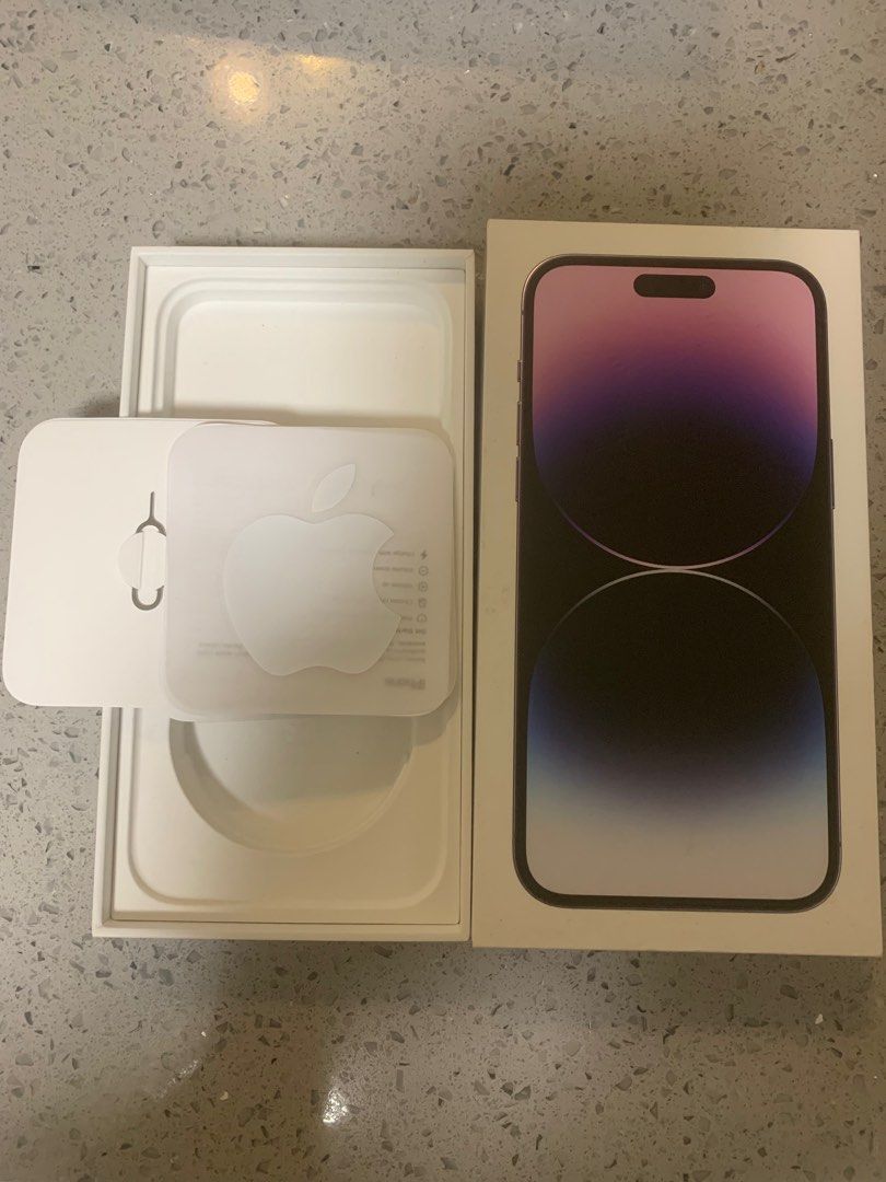 Iphone 14 pro max Box Only (Category: iPhone 14 Series) located in Bacoor. Submitted by pipsniper (Listing ID 1384217360, Image 1). Description: •Iphone 14 pro max Box Only •No phone included •With pin **FIXED PRICE ALREADY** Pickup Bacoor Cavite Shipping via Grab/Lalamove at the Buyer’s Expense No COD payment must be made via Gcash/Union Bank before shipping .