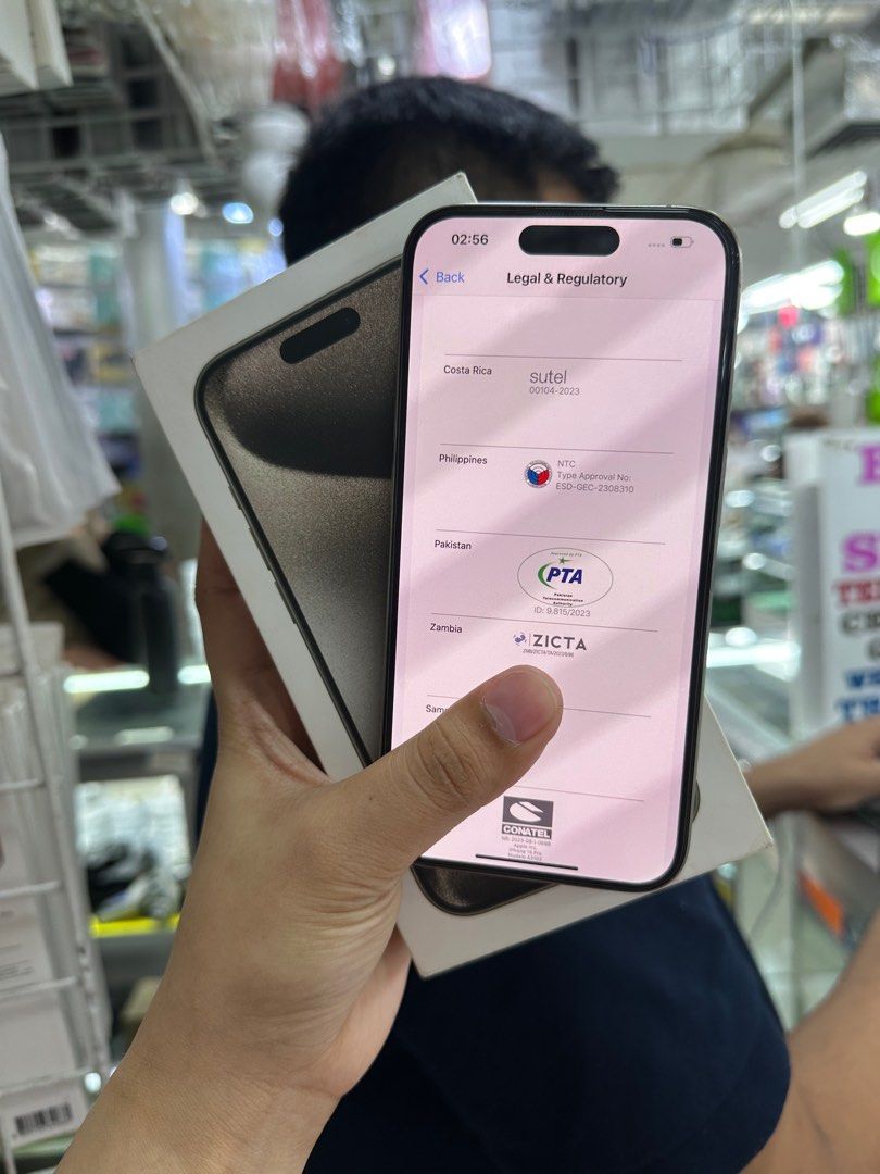 iPhone 15 Pro 128GB Factory Unlock No Issue Secondhand (Category: iPhone 15 Series) located in Pasig City. Submitted by FarAndRayShop (Listing ID 1384156606, Image 3). Description: OPEN FOR SWAP/SELLING/BUYING (RFS: Buy and Sell) Price: 37,499 iPhone 15 Pro 128GB •Factory Unlock •NO HIDDEN ISSUES •TEST TO SAWA •Authentic Phone Physical store in Greenhills Shopping Center XC-07 Stall Number Look For Rayray Or Anika NO CASH INSTALLMENT We are open 