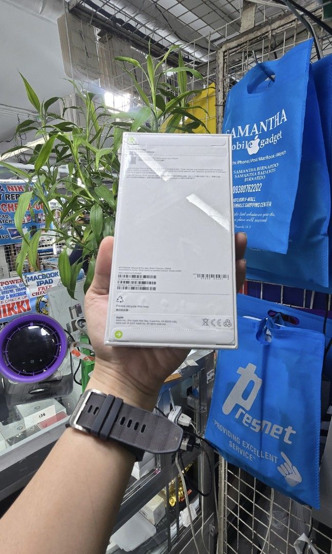 Iphone 16 Promax 256gb HK Variant Dual Sim (Category: iPhone 16 Series) located in Quezon City. Submitted by samanthaga21954 (Listing ID 1384097391, Image 3). Description: Iphone 16 Promax 256gb HK Variant Dual Sim Brandnew Sealed with Warranty Onhand Stock.