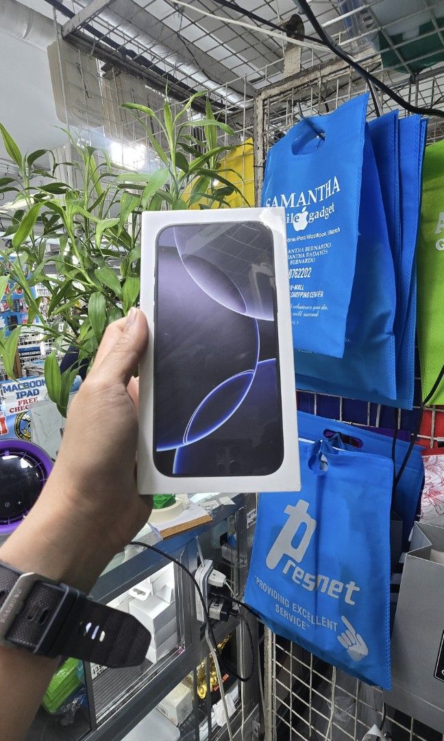 Iphone 16 Promax 256gb HK Variant Dual Sim (Category: iPhone 16 Series) located in Quezon City. Submitted by samanthaga21954 (Listing ID 1384097391, Image 1). Description: Iphone 16 Promax 256gb HK Variant Dual Sim Brandnew Sealed with Warranty Onhand Stock.