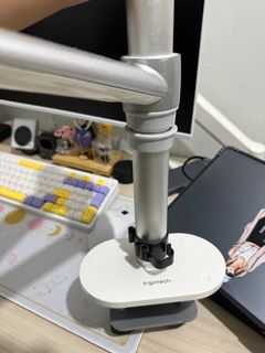 (Category: ) located in . Submitted by declutterbytitaa (Listing ID 1384070577, Image 1). Description: .