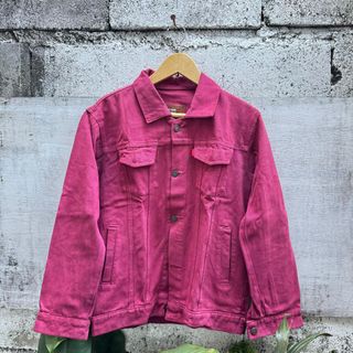 (Kategori: ) berada di . Dikirim oleh rafluvstudio (ID iklan 1384109421, Gambar 1). Deskripsi: .