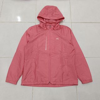 (Kategori: ) berada di . Dikirim oleh Vinysha (ID iklan 1384230387, Gambar 1). Deskripsi: .