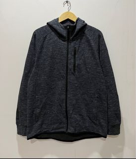 (Kategori: ) berada di . Dikirim oleh sultancuan308_thrift (ID iklan 1384159890, Gambar 1). Deskripsi: .