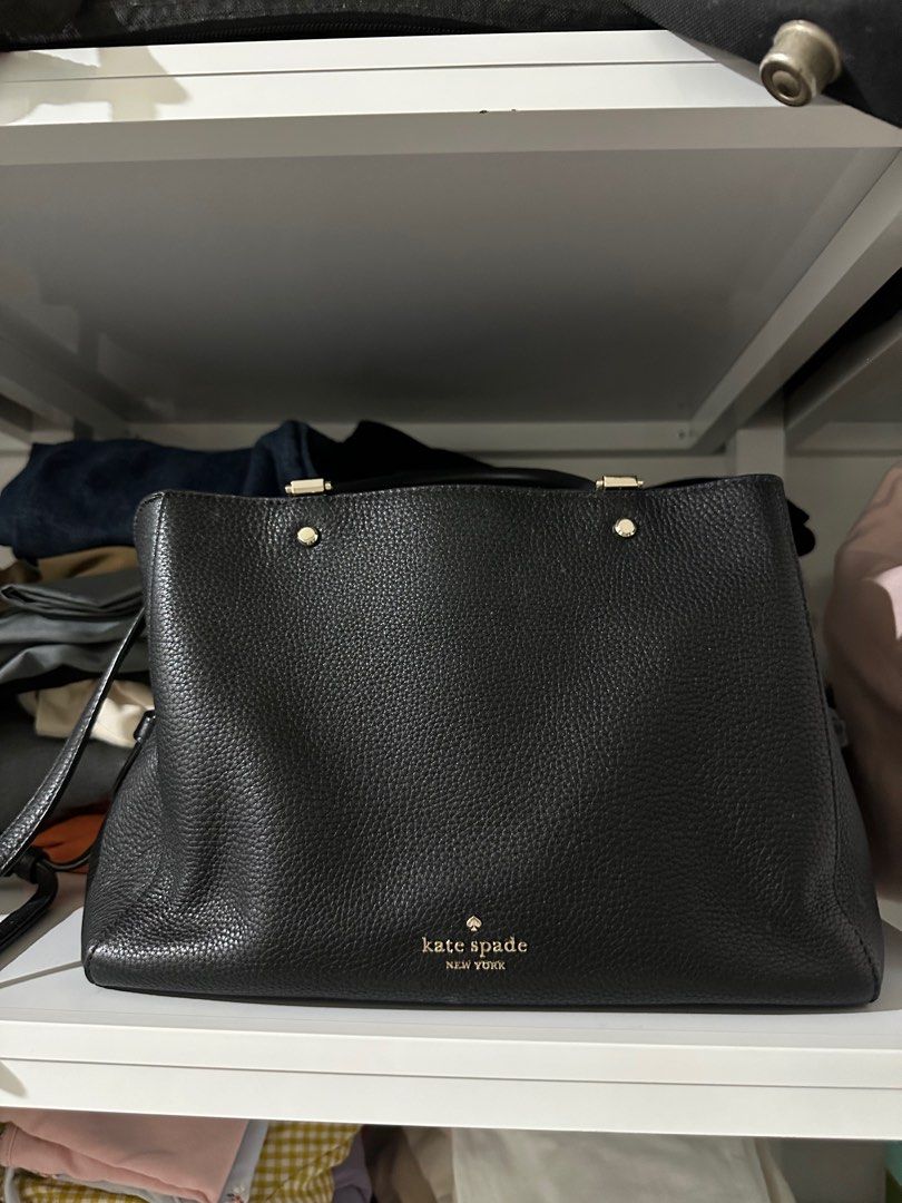 Kate Spade Bag Medium Satchel (Category: Luxury Bags & Wallets) located in Batangas. Submitted by llana255 (Listing ID 1384228206, Image 1). Description: Kate Spade Bag Bought in US With Sling RFS: rarely used.
