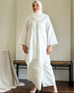 (Category: ) located in . Submitted by nurrnajwaa (Listing ID 1384087679, Image 1). Description: .