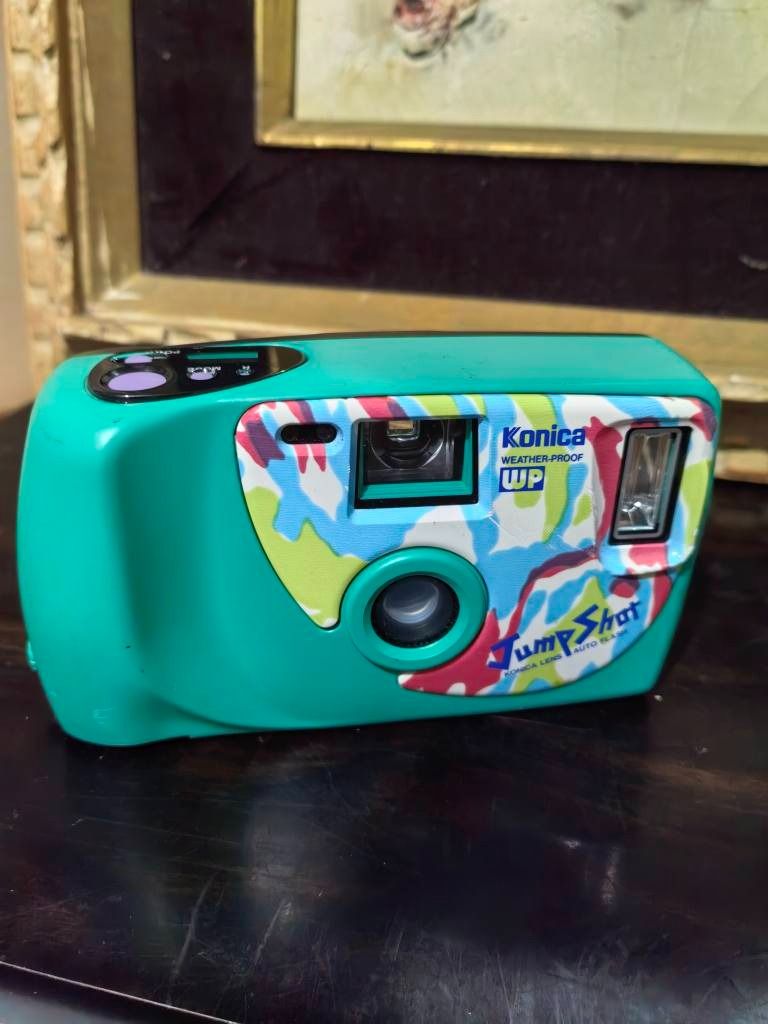 Konica Weather-Proof Jumpshot 35 mm Film Camera (Category: Cameras) located in Cebu City. Submitted by dudes_villanueva (Listing ID 1384104792, Image 3). Description: Konica Weather-Proof Jumpshot 35 mm Film Camera 📌Issue: Non-Functional 📌Sold as is for Collection or Parts.