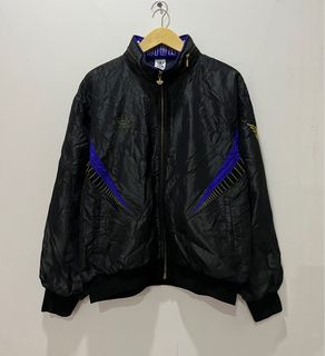 (Kategori: ) berada di . Dikirim oleh sultancuan308_thrift (ID iklan 1384168123, Gambar 1). Deskripsi: .