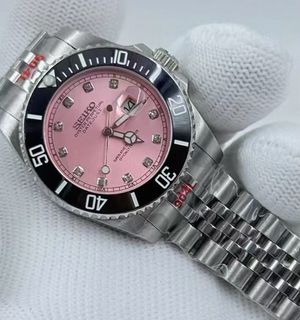 (Category: ) located in . Submitted by atwatchmods (Listing ID 1384096281, Image 1). Description: .