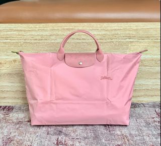 (Kategori: ) berada di . Dikirim oleh dipsluxury (ID iklan 1382329493, Gambar 1). Deskripsi: .
