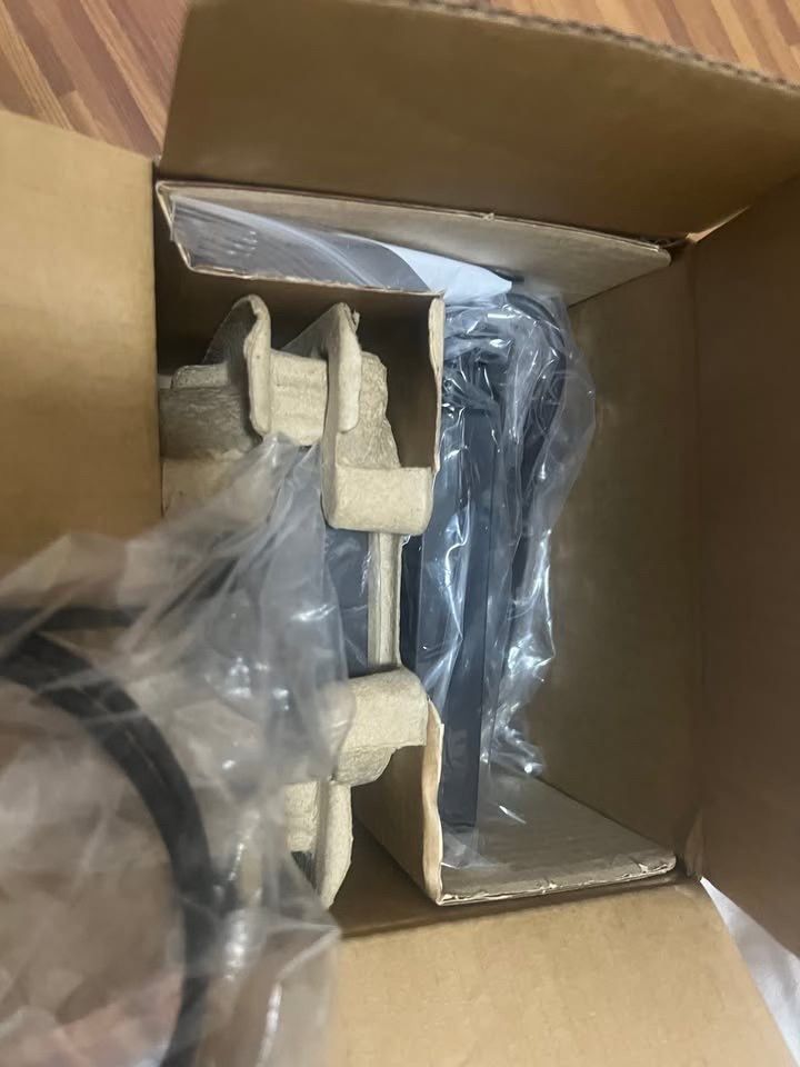 NEW - HP USB C Dock G5 (Category: Chargers) located in Quezon City. Submitted by ronaldmatias (Listing ID 1384165856, Image 2). Description: HP USB-C DOCK G5 This is new and is opened for testing only. -Works with any laptop with USB-C port USED for: Charging laptop, mobile phones, etc. Multiple displays/monitor setup Extra USB C and A ports Wired internet connection Meet up? Let's discuss the location, etc. PAYMENT: 1. Pay upon rider pick up 2. 