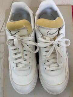 Nike lady sneakers (Nike 女土優閒鞋）64246850714371110