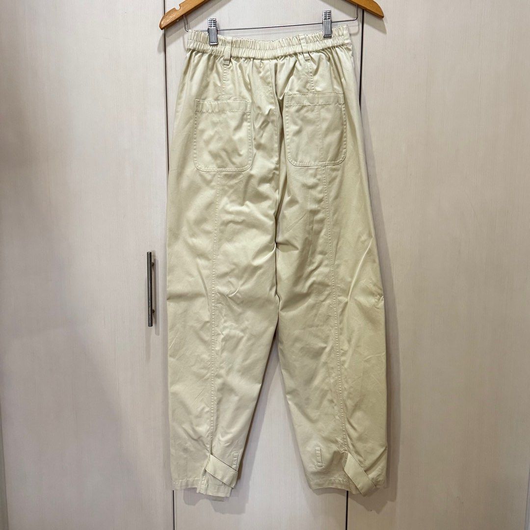 Niko and … cargo pants (Category: Other Bottoms) located in Manila. Submitted by basicbaguette (Listing ID 1384065502, Image 3). Description: Japanese brand Stretchable Length 37”.