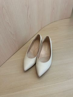 （分類：）位於 。 由 puikwan05 提交（商品編號 1384109382，圖片 1）。簡介： 。