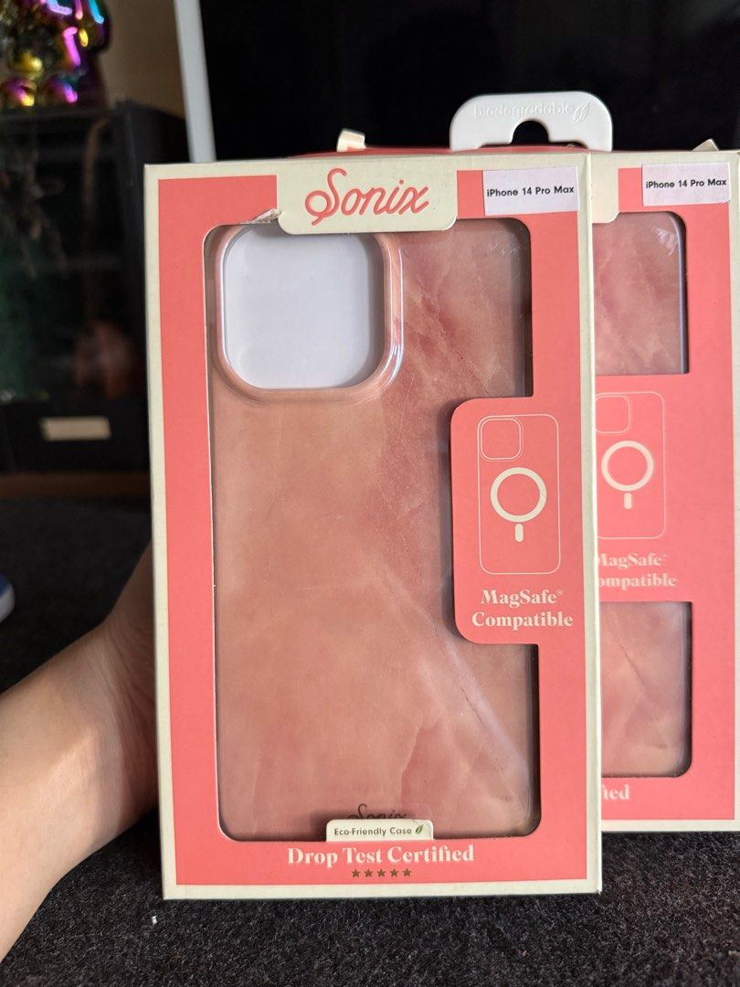 Original Sonix Clear Coat Magsafe Case for iPhone 14 Pro Max (Category: Cases & Sleeves) located in Manila. Submitted by razelysonn (Listing ID 1384195879, Image 2). Description: Fixed Price :) .