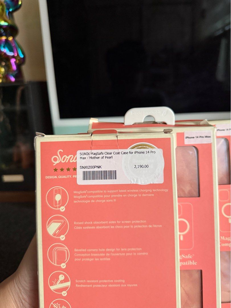 Original Sonix Clear Coat Magsafe Case for iPhone 14 Pro Max (Category: Cases & Sleeves) located in Manila. Submitted by razelysonn (Listing ID 1384195879, Image 3). Description: Fixed Price :) .