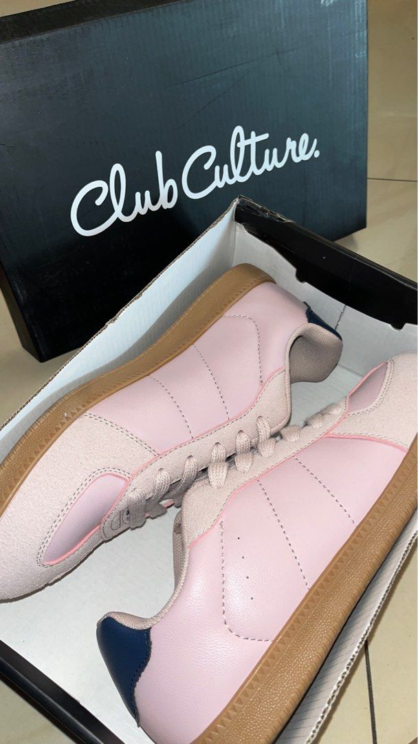 Payless Shoes Club Culture Sepatu Pink size 41, Fesyen Wanita