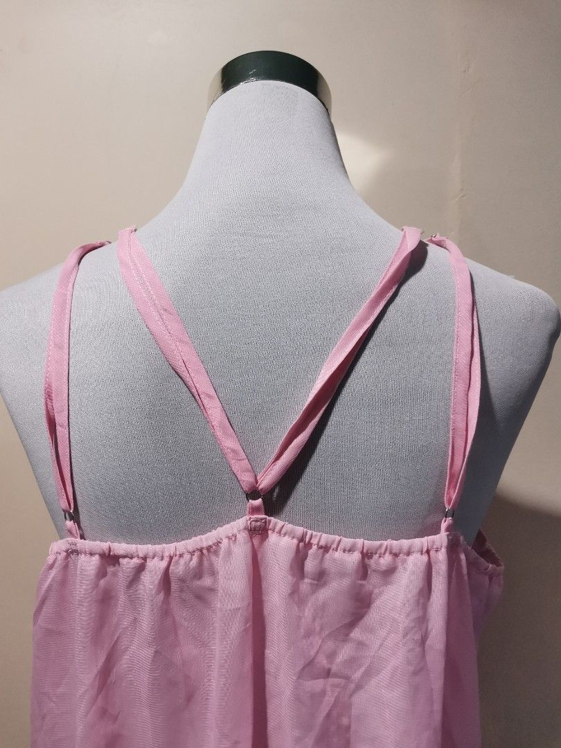 Pink Sleeveless Top (Category: Others Tops) located in Makati City. Submitted by styledsecond_ (Listing ID 1384226066, Image 3). Description: 📝NOTES: • For sure buyers only, please. • No cancellation of orders upon confirmation. • No return, no exchange. • No Reservation • Kindly manage your expectations, as the items are pre-loved clothing. • Color may vary due to lighting 💵MODE OF PAYMENT: UB, Psbank, GCash, Paymaya 📚 MODE OF DELIVERY • J&T 