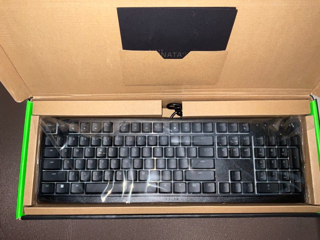 Razer Ornata v3 X (Category: Computer Keyboard) located in Manila. Submitted by 2025.gadgetspot (Listing ID 1384119839, Image 2). Description: authentic from US, brandnew & never been used. (unsealed due to the box) - guaranteed na its new. - price still negotiable. can do meetups / shipping 📍qc pm if interested..