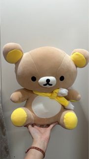 (Category: ) located in . Submitted by klang.prelovedfinds (Listing ID 1384178233, Image 1). Description: .