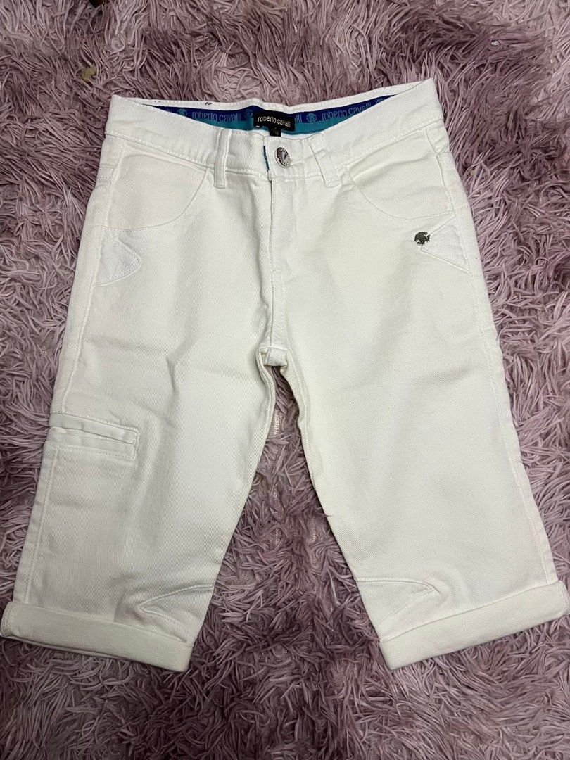 ROBERTO CAVALLI DENIM WHITE SHORTS (Junior)e (Category: Babies & Kids Fashion) located in Baguio. Submitted by blackcode1215 (Listing ID 1384214220, Image 1). Description: ROBERTO CAVALLI DENIM WHITE SHORTS (Junior)e Dime: Waist- 25 “Length- 17” Price: 3,299 + SF Location: Baguio City Dropping Area: 2007 2nd floor Maharlika Bldg. For shipping: J&T (nationwide) Mode of payment: Gcash (mine now, pay now) Dm me for faster transaction. ❤️.