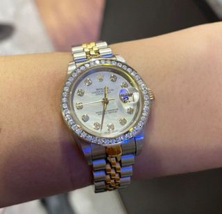 (Category: ) located in . Submitted by cjmummy (Listing ID 1376343526, Image 1). Description: .