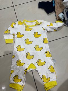 (Kategori: ) berada di . Dikirim oleh newandprelovedby_felicee (ID iklan 1384220774, Gambar 1). Deskripsi: .