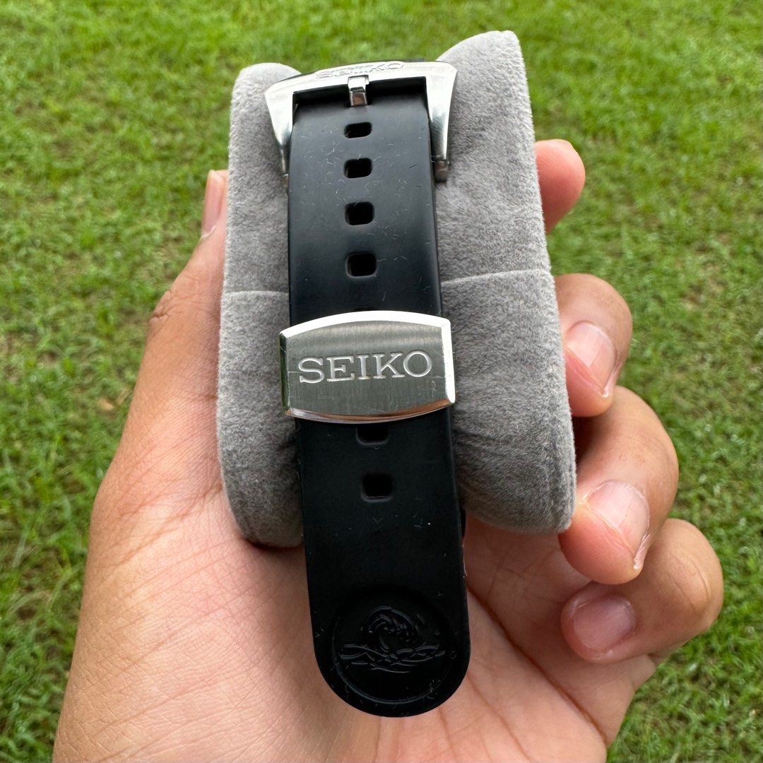 Seiko Prospex King Samurai White Dial SRPE37 (Category: Luxury Watches) located in Manila. Submitted by reyuben (Listing ID 1384229027, Image 2). Description: Rating: 8.5/10 With usual wear and tear for the rubber strap Watch only https://www.seikowatches.com/ph-en/products/ prospex/srpe37 PhP20,000.00.