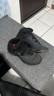(Kategori: ) berada di . Dikirim oleh bypreloved_corner (ID iklan 1384213892, Gambar 1). Deskripsi: .