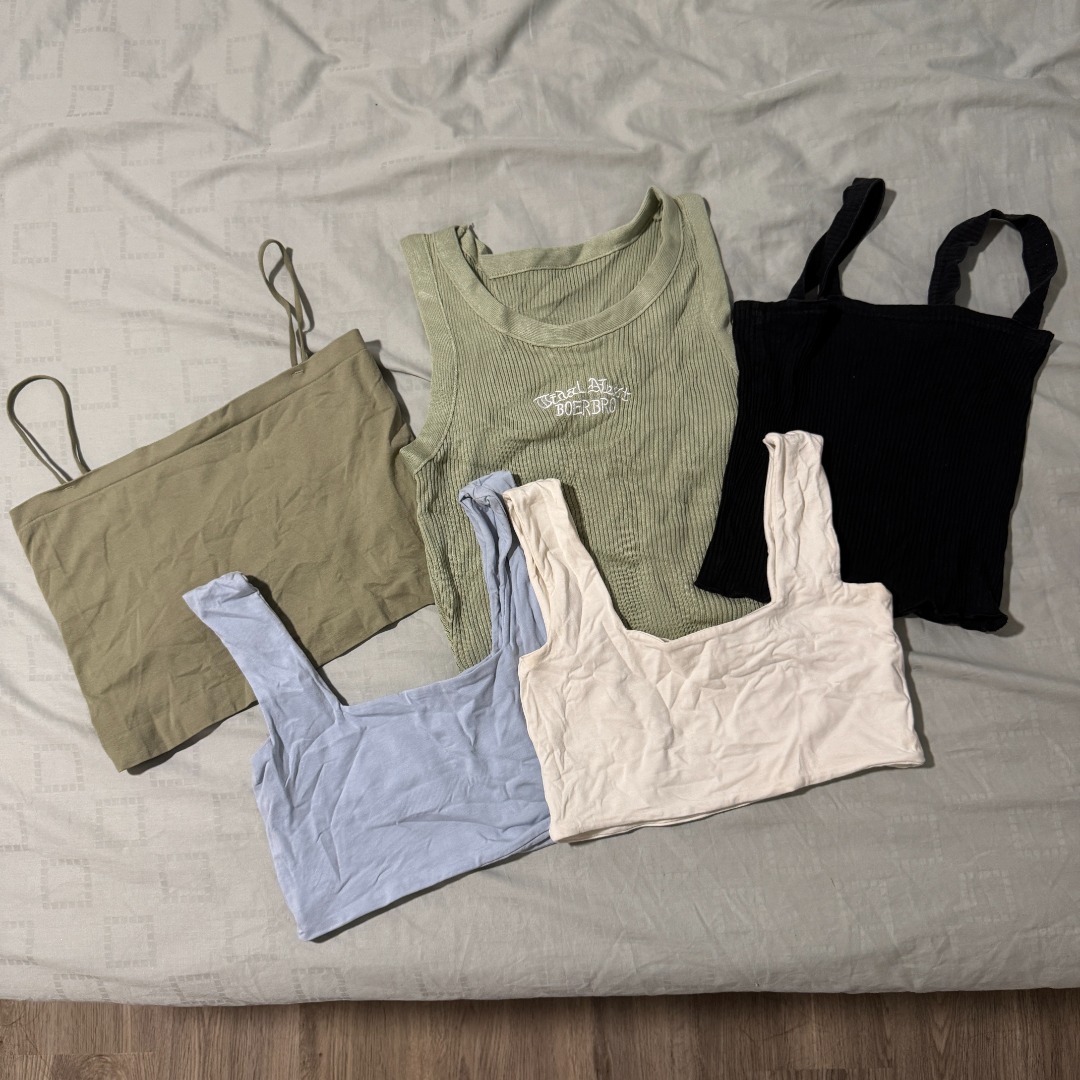 (Category: ) located in . Submitted by hoseokhobi (Listing ID 1384122646, Image 1). Description: .
