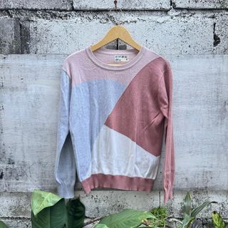 (Kategori: ) berada di . Dikirim oleh rafluvstudio (ID iklan 1384108711, Gambar 1). Deskripsi: .