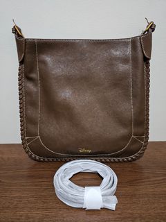 (Kategori: ) berada di . Dikirim oleh Greyfams_Boutique (ID iklan 1384146077, Gambar 1). Deskripsi: .