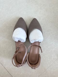 （分類：）位於 。 由 myclosetxxx 提交（商品編號 1384081270，圖片 1）。簡介： 。