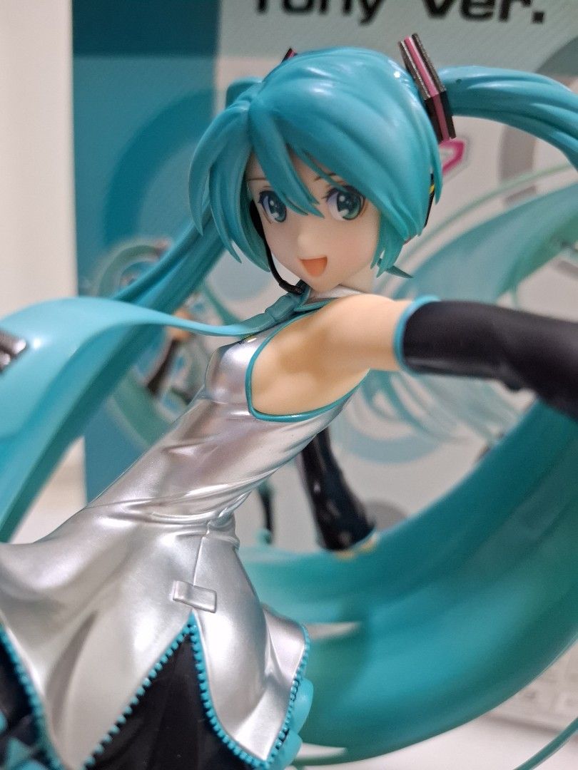 A Close Look At Max Factory's Megurine Luka Tony Ver. Figure