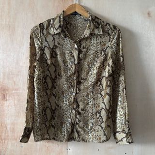 (Kategori: ) berada di . Dikirim oleh thriftingmate (ID iklan 1384138723, Gambar 1). Deskripsi: .