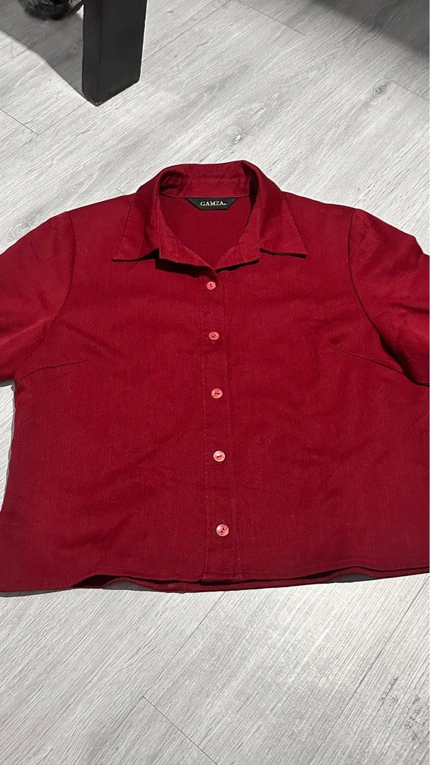 Red Button Down Polo (Category: Blouses) located in Quezon City. Submitted by prelovedbynikoruu (Listing ID 1386004403, Image 3). Description: Red Button Down Top Width: 18.5” Length: 20” Can fit Medium Up to Semi XL.