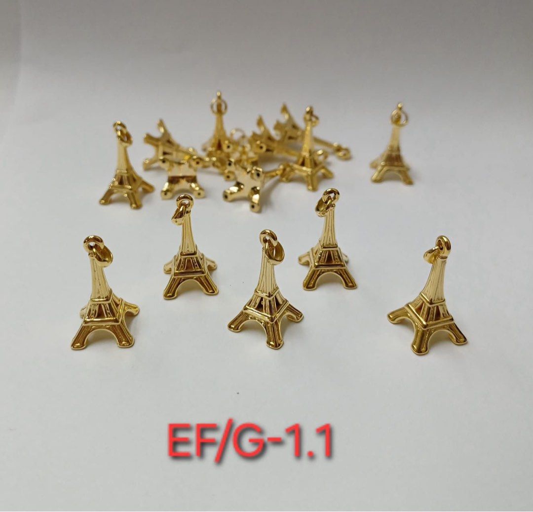 18k Saudi Gold YG Assorted Design EF Pendants (Category: Necklaces) located in Manila. Submitted by blggold (Listing ID 1386004075, Image 2). Description: Pls read this msg: Pls follow Me. No Physical Store Online Only. Click and send me the photo so I can give you the price. Pls take note prices per gram are different in each photo. No when worn you only can see in Weigh, Hand Palm, Finger or Coin. Gcash Or BDO Bank Transfer. No PayPal. No Lay A