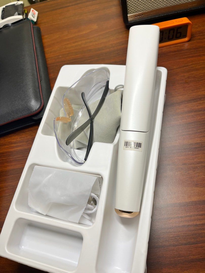 59S UVC sterilization (Category: Sanitizers & Disinfectants) located in Pasig City. Submitted by itcsolutionsph (Listing ID 1385961125, Image 3). Description: Mutliuse sterilizing wand Hold and scan, rapid disinfection to eliminate 99.9% of germs and bacteria .