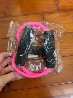 由 juuuuuud (刊登 ID 1385823945，圖片 1) 提交，位於 的 (類別：)，說明：。