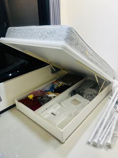 由 ann0801 (刊登 ID 1385853323，圖片 1) 提交，位於 的 (類別：)，說明：。