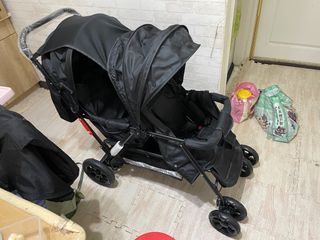 由 brandoshu (刊登 ID 1385938397，圖片 1) 提交，位於 的 (類別：)，說明：。
