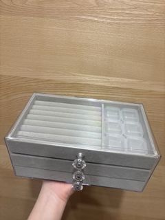 由 bsjhkpd7d657818 (刊登 ID 1385950211，圖片 1) 提交，位於 的 (類別：)，說明：。