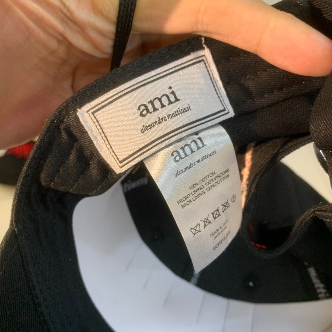 AMI CAP (Category: Caps & Hats) located in Manila. Submitted by scarlett_hope (Listing ID 1385927559, Image 3). Description: AMI CAP 1 SIZE FITS ALL COLOR RATE: 10/10 CONDITION: BRANDNEW MOP: GCASH COURIER: J&T.