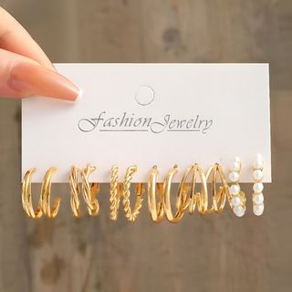 (Kategori: ) berada di . Dikirim oleh laurra_feliciasheylsa (ID iklan 1385943803, Gambar 1). Deskripsi: .